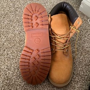 Mens Size 7 Timberland Boots